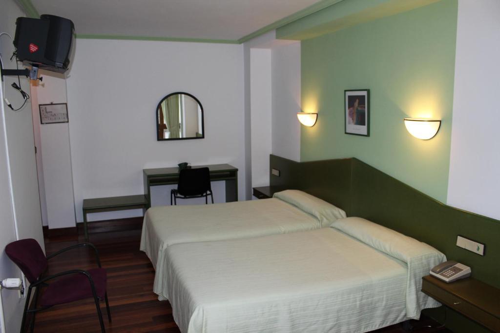 Hotel Sindika Oñate Chambre photo