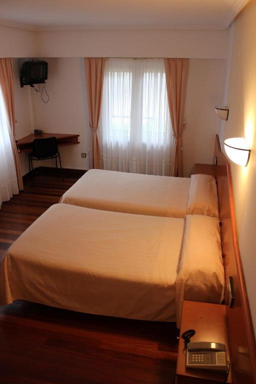 Hotel Sindika Oñate Chambre photo